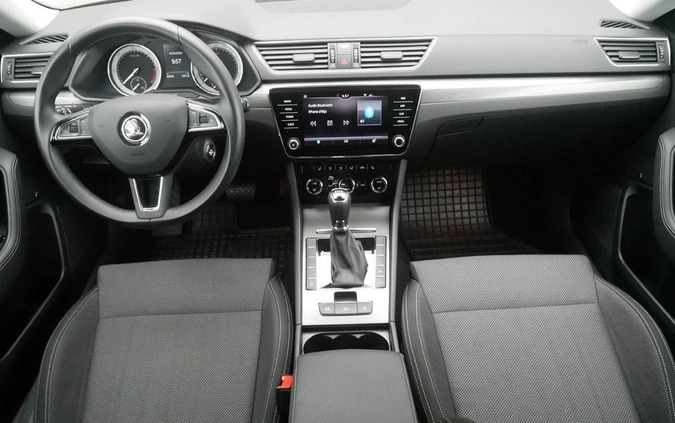 Skoda Superb cena 99899 przebieg: 83236, rok produkcji 2019 z Jedlina-Zdrój małe 326